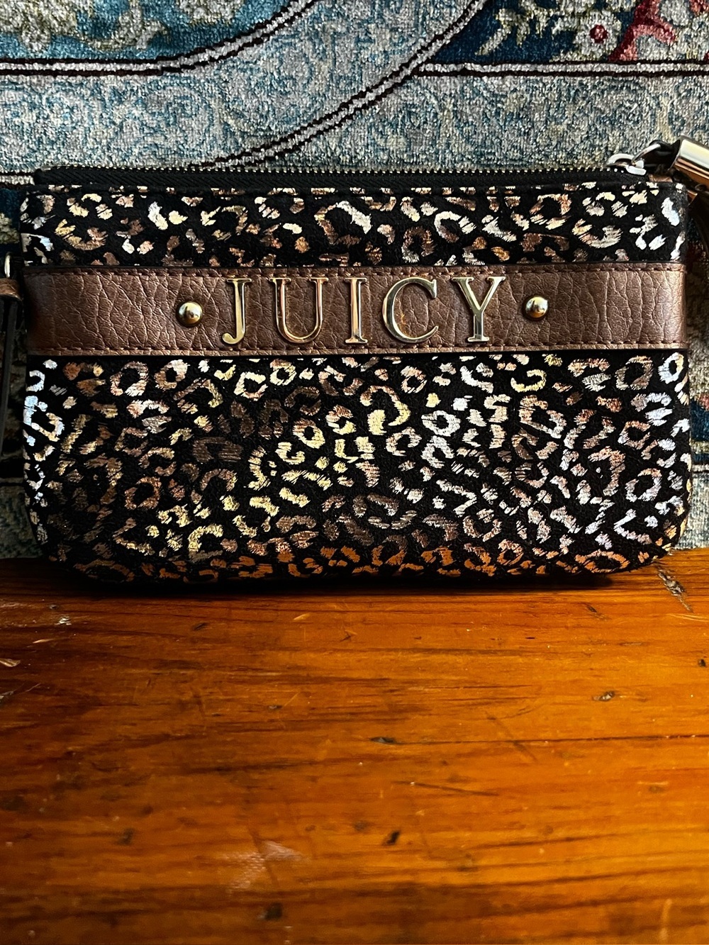 Juicy Couture Leopard metallic Zip Wristlet Wallet | Black & Gold Animal Print